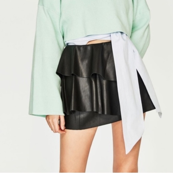 Zara Faux Leather Mini Skirt - Picture 1 of 7